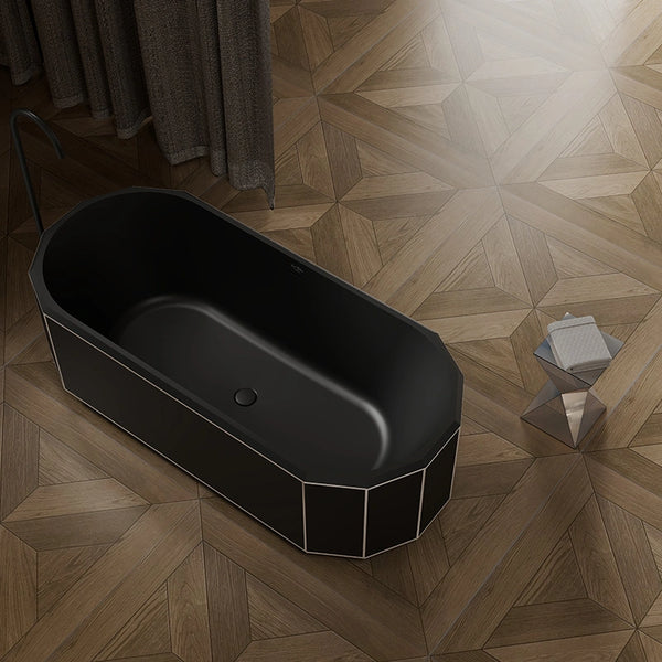 Close-up of matte black Beryl Series bathtub featuring a smooth white rim
